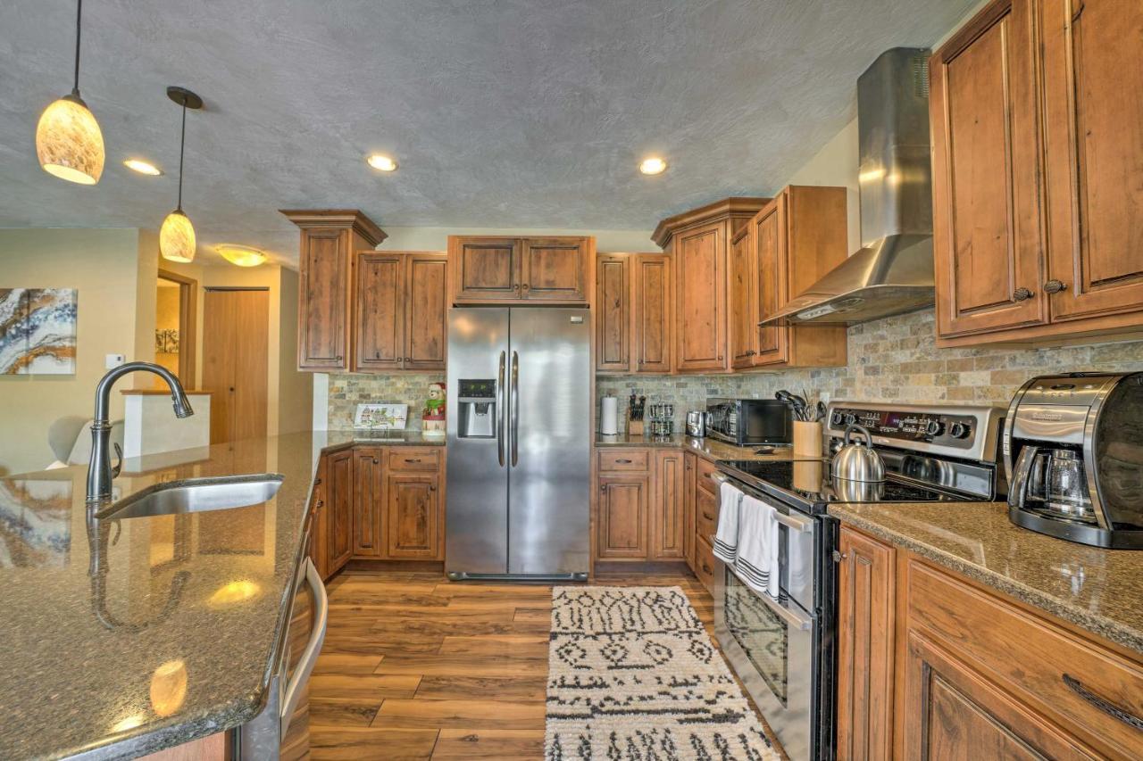 Champion Idyllic Somerset Condo Ski, Hike And Relax! מראה חיצוני תמונה