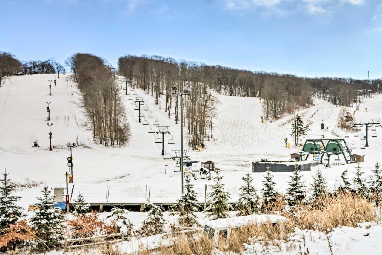 Champion Idyllic Somerset Condo Ski, Hike And Relax! מראה חיצוני תמונה